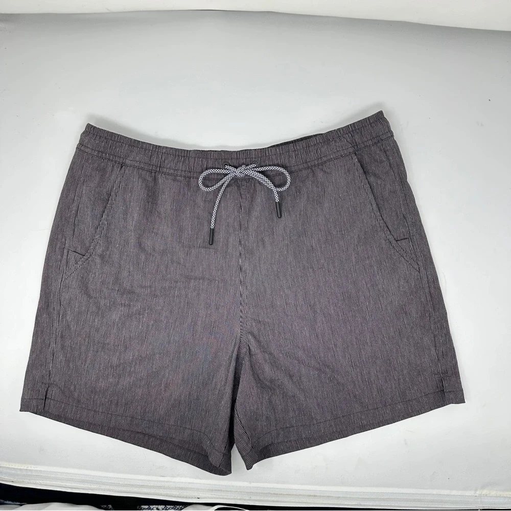 Athleta Marin 5’ Board Shorts Size Small Classic‎ Stripe Lightweight Pickleball
